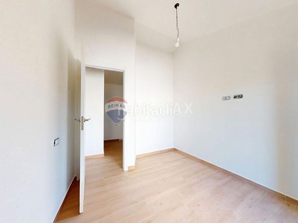 Foto 157668a1-8e04-47a8-ac27-d2d2db806e2d. Casa a Cenlle