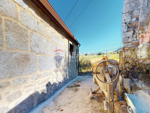 Foto b714f5f3-aae9-4a48-bf20-a694410d3d28. Casa a Cenlle