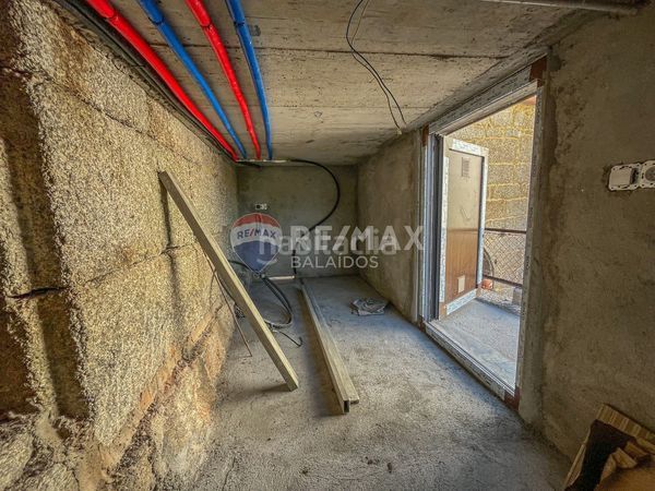 Foto cf95dc2e-e3f9-45aa-ba64-388590dbe4dd. Casa a Cenlle