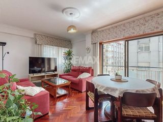 Etagenwohnung  Rúa ramón valle inclán