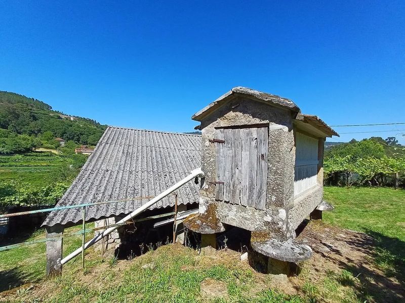 Foto 0de5d318-38e6-49f5-a8d5-3959b2e6bf0d. Casa amb aparcament a Cañiza (A)