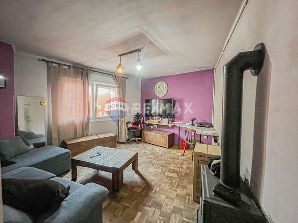 Foto c8b0816d-0009-4b42-8c2c-9d0cfc2af717. Piso en Guarda (A)