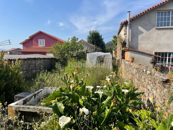 Foto b751644d-bd19-4c1a-a36f-4deb581dd6f4. Casa en Guarda (A)
