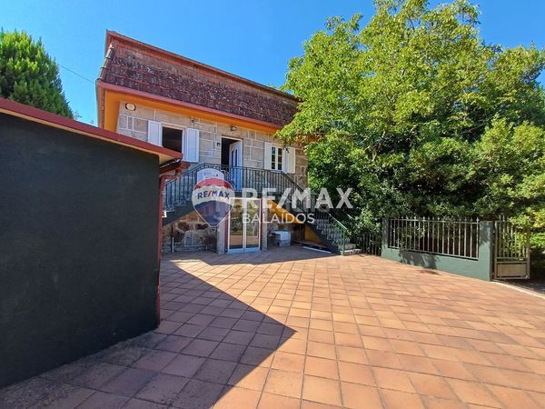 Foto a1d64a52-13d1-4d02-8786-430f4349f771. Casa amb calefacció aparcament a Covelo (O)