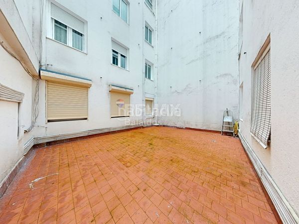 Foto 93dd9cfe-8e7c-4223-b0fe-05df111bc234. Pis a Bouzas Vigo