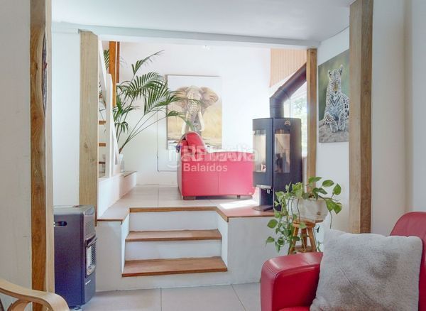 Foto 1f8c1485-fb7a-4318-972b-497508368628. Casa amb calefacció aparcament a Tomiño