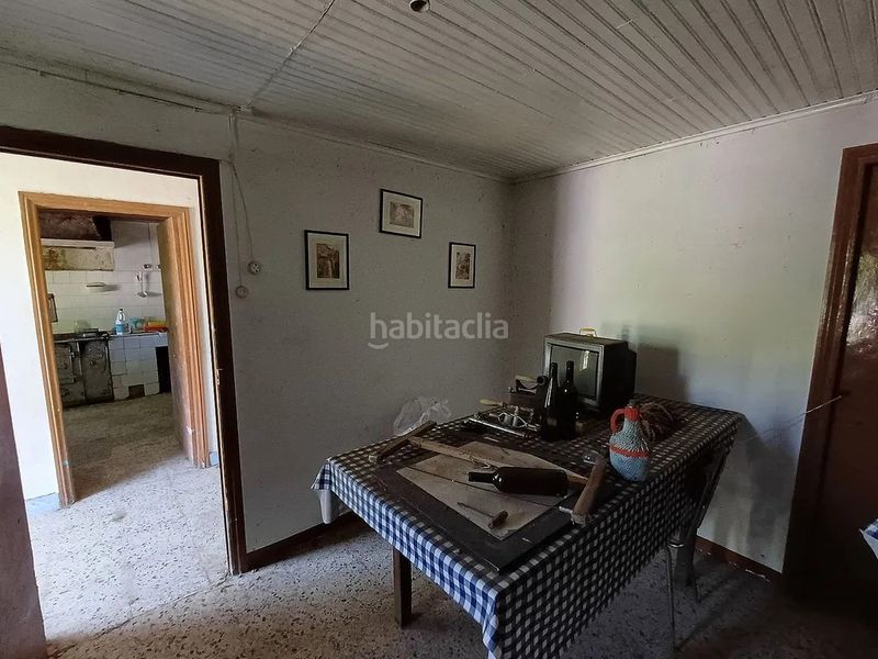 Foto f7da0eac-d73f-4dfa-879a-5b465e663751. Casa amb aparcament a Cañiza (A)