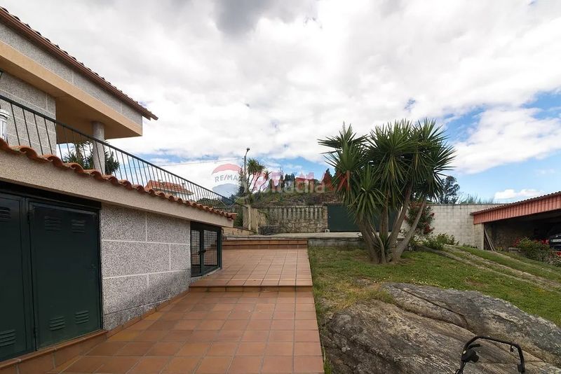 Foto f16a6df8-34e5-4767-88e6-fe2e58da2320. Chalet en Neves (As)