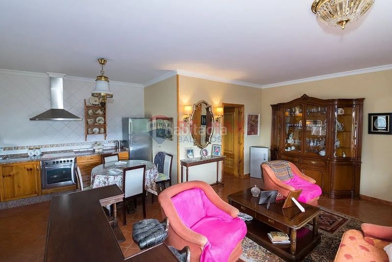 Foto fd6d2d97-9616-40b2-a089-65242f79a43c. Chalet en Neves (As)