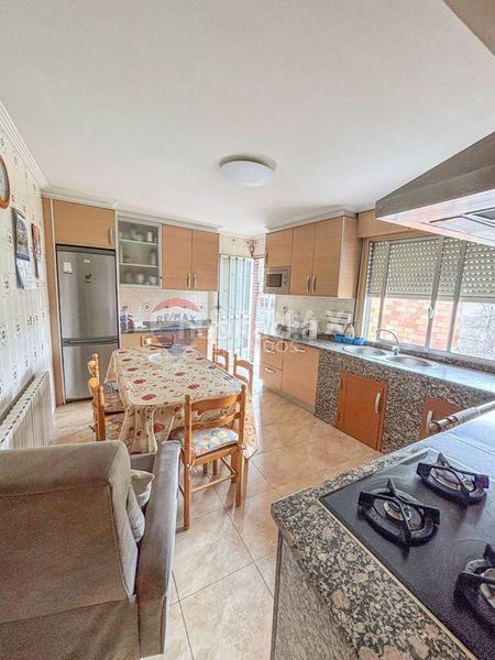 Foto 436b47a1-fe93-49c0-beee-aec7be14a00b. Casa amb aparcament a Crecente