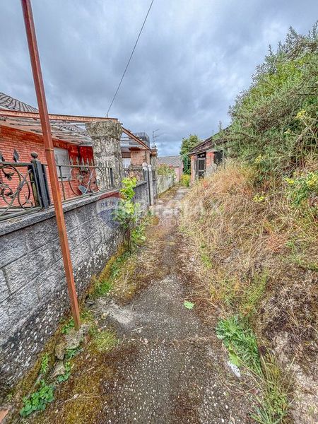 Foto 67151b8f-4ed7-43b1-8990-b7caa84ca46f. Casa amb aparcament a Crecente