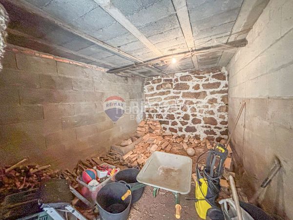 Foto c1fe2c31-6c70-4609-97f8-3d2b635c0bb1. Casa amb aparcament a Crecente