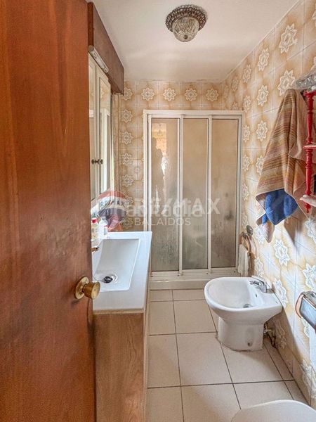 Foto e5b656de-f5a3-4950-beb7-a8ecb4759c5b. Casa amb aparcament a Crecente