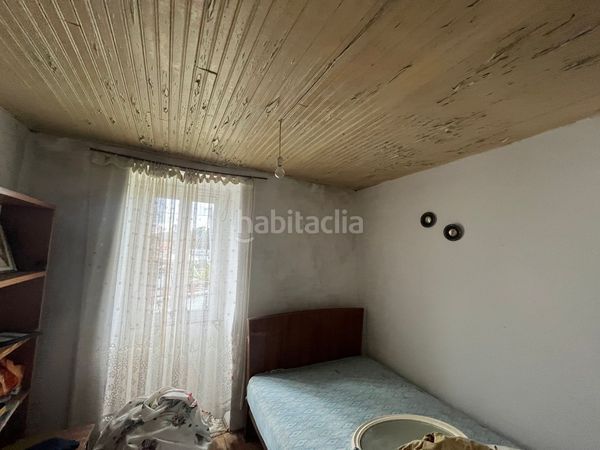 Foto 292dfc20-db50-4a12-abde-6554cd43d98b. Casa amb aparcament a Rosal (O)