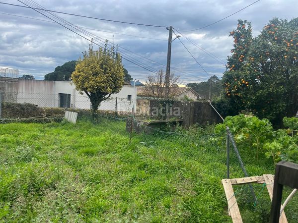Foto bdddf517-de3e-4da7-be5a-777555a2ddf4. Casa amb aparcament a Rosal (O)