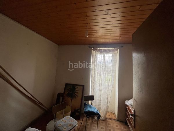Foto ee3bbd81-eba0-460d-9567-d8e2f0adb4d7. Casa amb aparcament a Rosal (O)