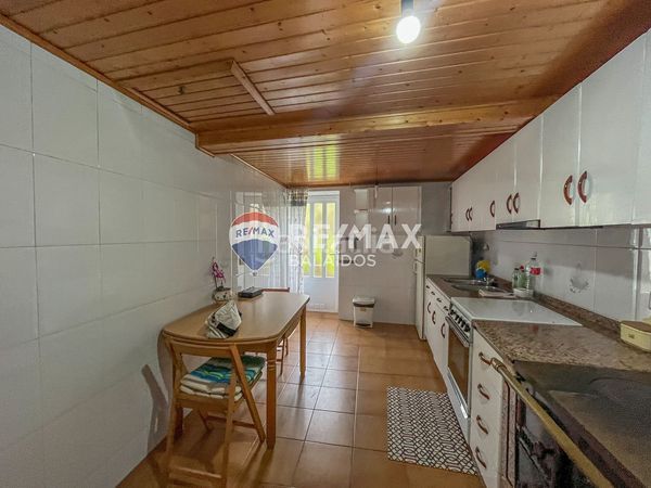 Foto aabe170f-fa50-47b6-96ab-30d66cb27d99. Casa amb aparcament a Arbo