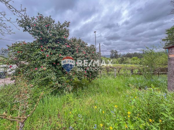 Foto b98bf3d9-5075-4a25-84cb-07971a023e0c. Casa amb aparcament a Arbo