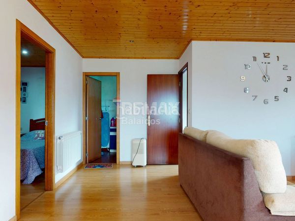 Foto 8800724f-9a3e-4474-b92c-81c22d21f9de. Casa amb calefacció aparcament a Rosal (O)