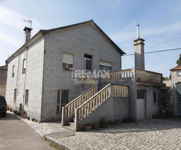 Foto 0e36926d-dd47-4d09-9932-5c2fd0285ee8. Casa amb aparcament a Tomiño