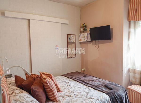 Foto f0a4cd2f-370d-4d60-828e-e572115ebd83. Casa amb aparcament a Tomiño