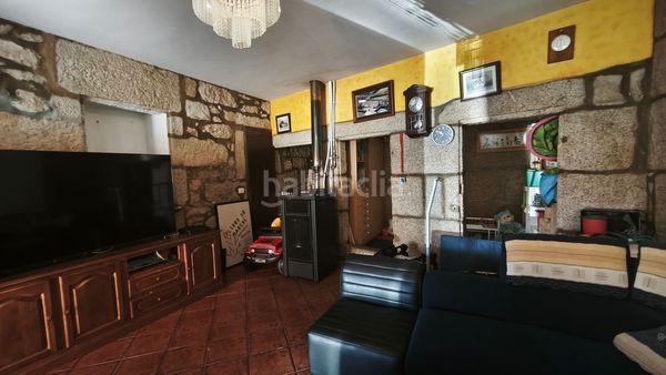 Foto d0ba9996-032b-4be6-b3db-d31d45b277cb. Casa en Tui
