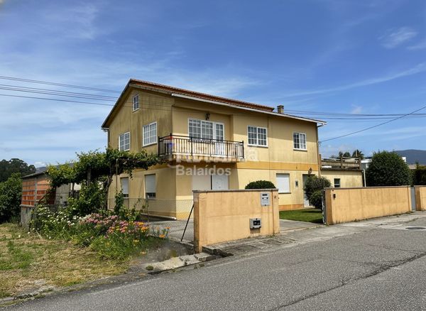 Foto d239c6fc-b2d8-4386-96f8-725e5dc4056c. Casa amb calefacció aparcament a Rosal (O)