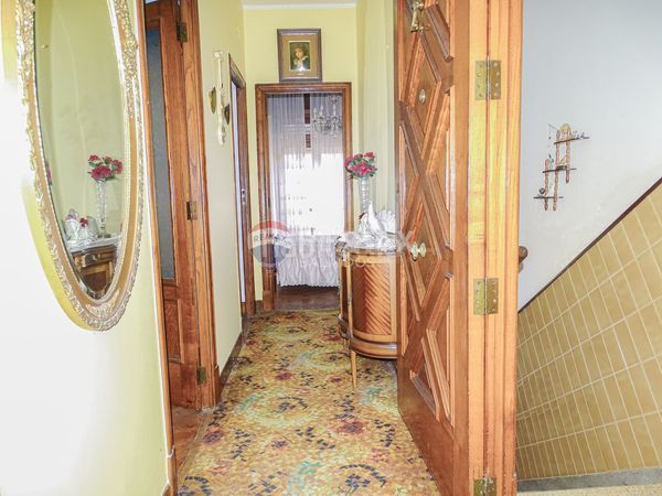 Foto 29c0ce90-3df1-42bf-8e69-302352a58aa0. Casa a Lavadores Vigo