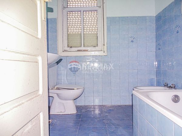 Foto 541fafcf-d842-47cb-826e-b9e99b3b6877. Casa a Lavadores Vigo