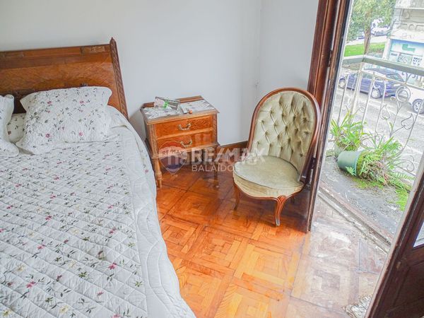 Foto ec77b0ba-911d-4456-a8e6-7c467a076e26. Casa a Lavadores Vigo