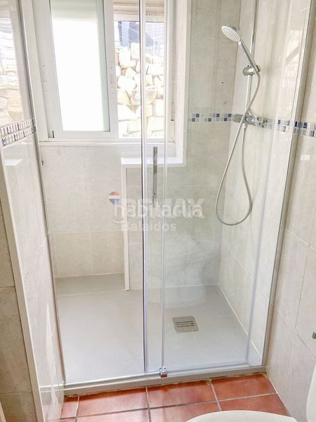 Foto 70512dd8-ca88-4d63-a168-8a24756d9e8f. Piso en Berbés - Peritos Vigo