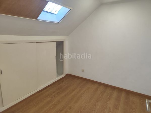 Foto 10a91f73-0c8f-4fe1-ba06-ac433fde9b0b. Pis a Casablanca - Calvario Vigo