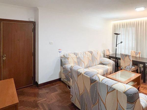 Foto 27bf16d5-5b6a-46a1-b94b-39c19f7730b2. Piso en Teis Vigo