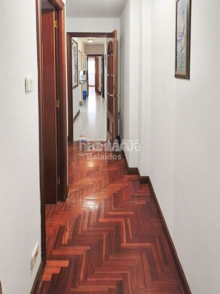 Foto eafe952d-3027-4013-9aa0-c1e03cfe1cef. Piso en Teis Vigo