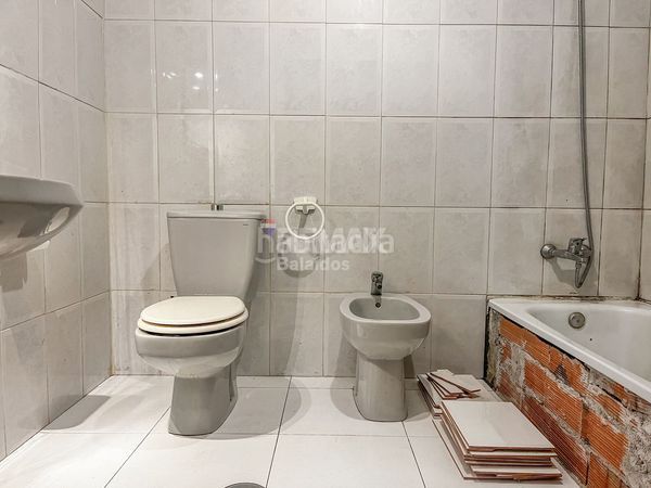 Foto f4bbea63-1d5d-46dd-b0e1-e59818a18c62. Pis amb aparcament a Priegue Nigrán
