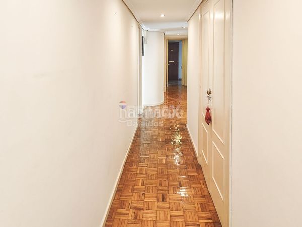 Foto fa09fb46-c921-44a6-a5bf-24933af726ee. Piso en O Castro Vigo