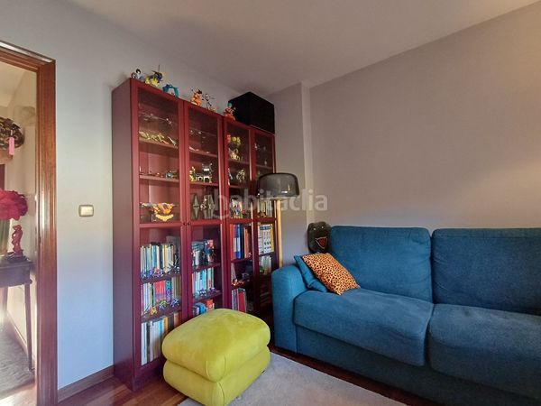 Foto 49b7c726-71aa-472f-8146-cb3e43fea567. Chalet en Teis Vigo