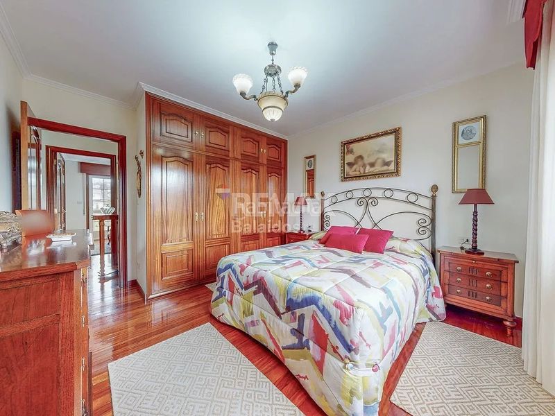 Foto c7891ac9-f05c-4f7e-8c46-039fd265e088. Casa amb xemeneia calefacció aparcament a Ponteareas