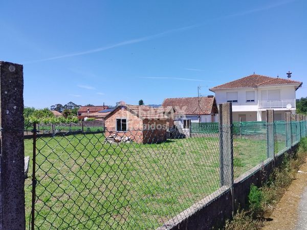 Foto 21a3793b-8239-4613-a64e-6316e888b0a4. Casa amb calefacció aparcament a Tomiño