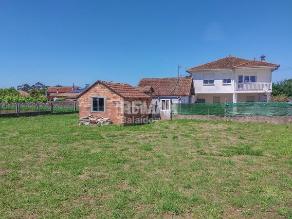 Foto 67683274-4667-4b03-b006-0d8ded3208f2. Casa amb calefacció aparcament a Tomiño