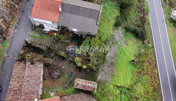 Foto 551b853d-d074-4164-adfc-a7cab9199e89. Casa amb aparcament a Gondomar