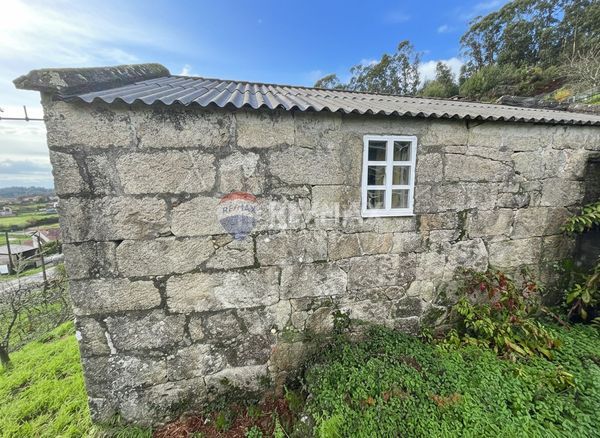 Foto bb5f1bad-591c-4698-9631-0cc59bc3f2e4. Casa amb aparcament a Gondomar