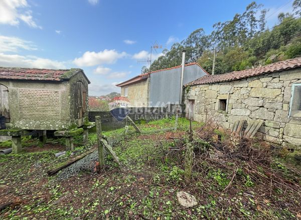 Foto d07bae56-e8c7-4c68-9bf6-88a624ec4731. Casa amb aparcament a Gondomar