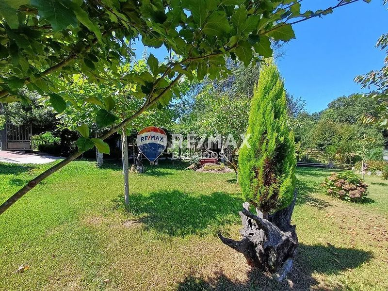 Foto d6a53b81-a2cb-45ef-9bfc-a79102b6fae8. Casa amb xemeneia aparcament a Covelo (O)