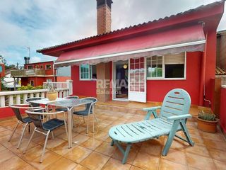 Casa a Rúa de Manuel Costas Bastos