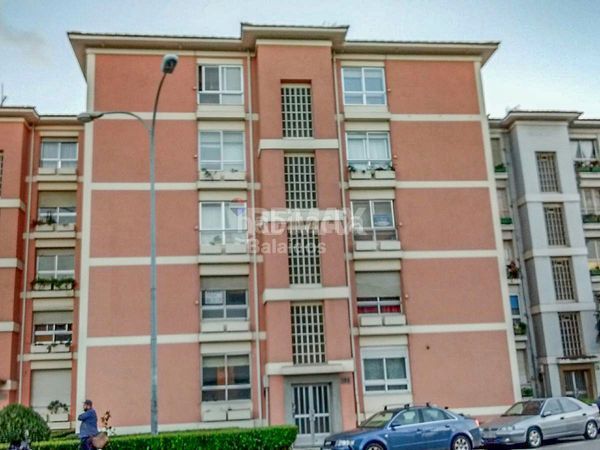 Foto c67d4697-1cf2-47ab-a305-653728bcb593. Pis a Berbés - Peritos Vigo