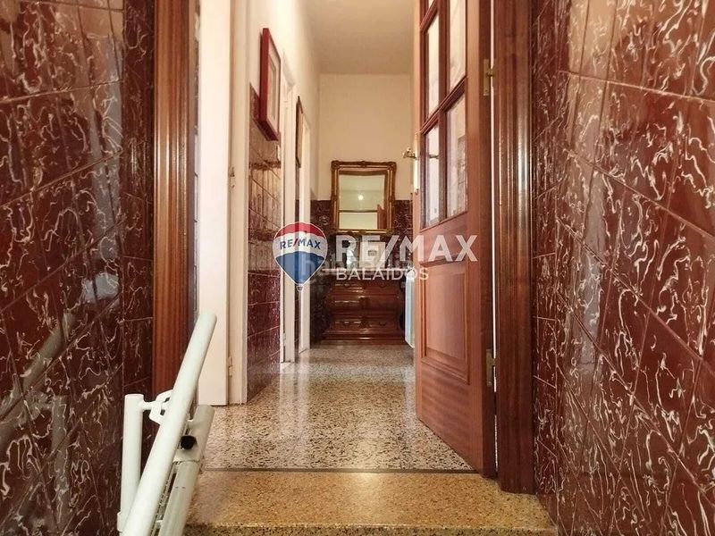 Foto 3202d5dd-f5d8-4842-8e4e-c90a2cef7586. Casa amb calefacció aparcament a Tui