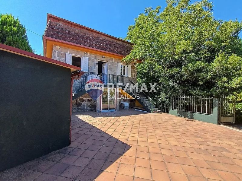 Foto 5952f387-d32a-4a7d-97c0-9fa5a6413bda. Casa amb calefacció aparcament a Covelo (O)