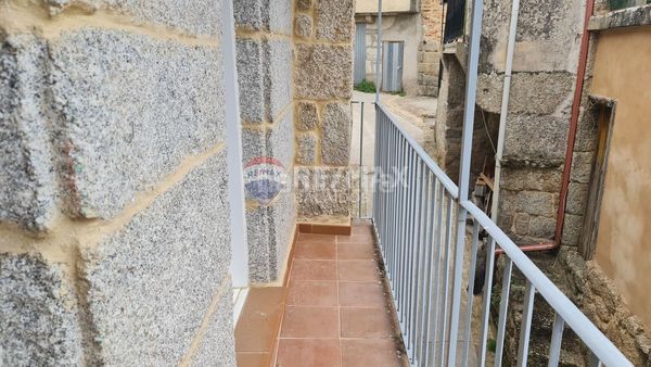 Foto 980753f1-1be3-4ce1-bc98-c2ad54f07741. Casa a Cenlle