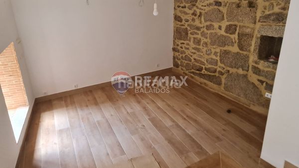 Foto f5fbd1cc-9434-4088-92c6-6325f605ae4c. Casa a Cenlle